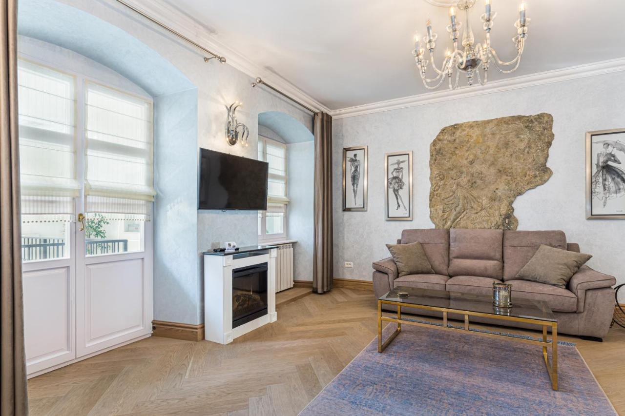 Krone Apartment Μπρασόβ Εξωτερικό φωτογραφία