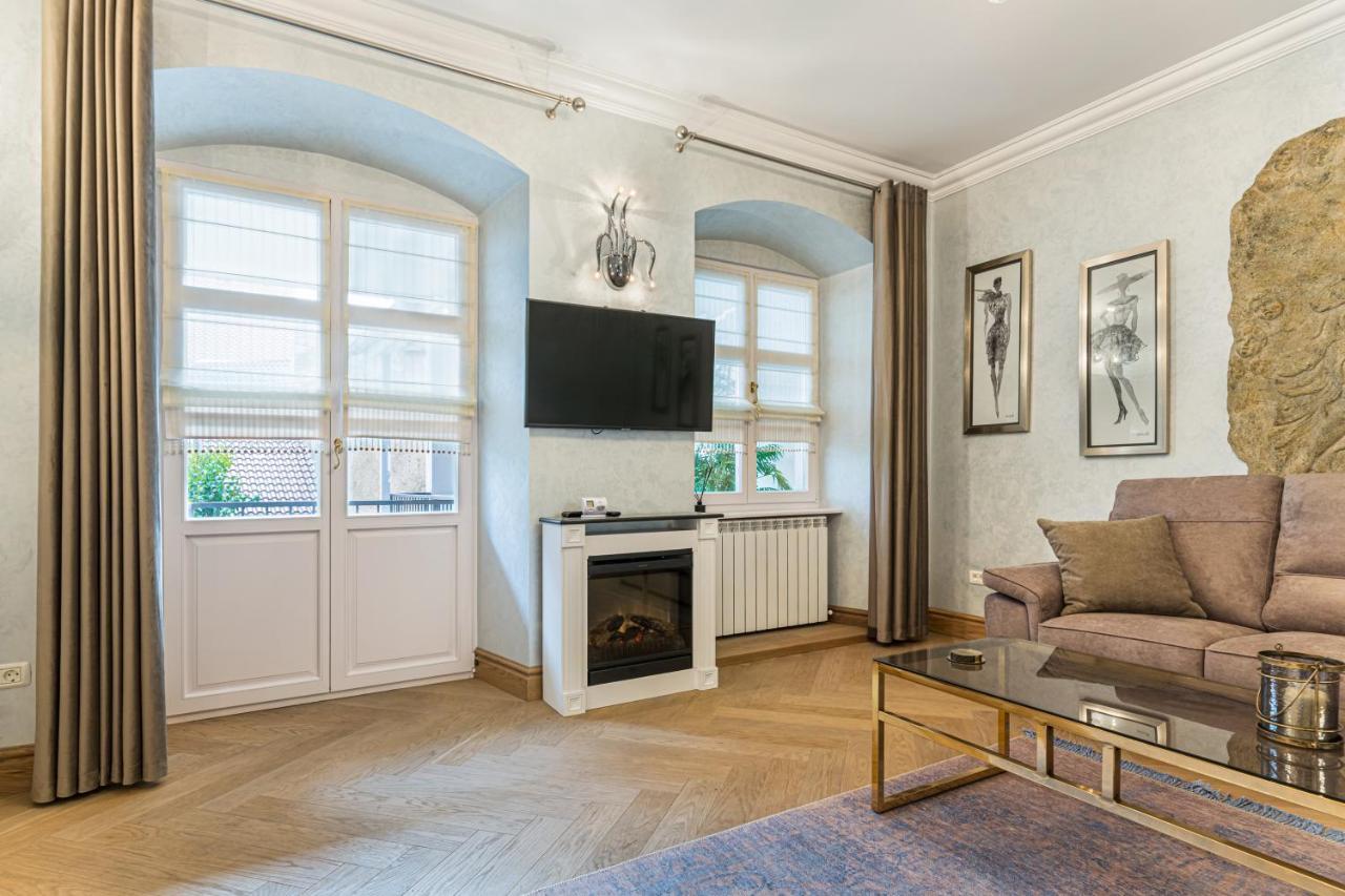 Krone Apartment Μπρασόβ Εξωτερικό φωτογραφία